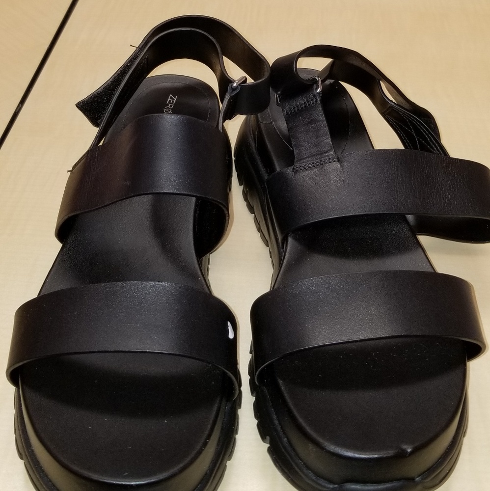 ColeHann Walking Sandals